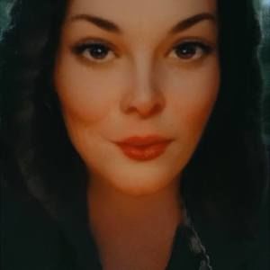 Meet your Posher, Juliett